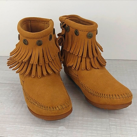 ♥️SOLD!♥Minnetonka Double Fringe Studded Moccasins - Picture 2 of 12